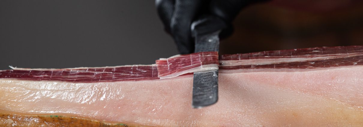 Cómo empezar un jamón ibérico en casa